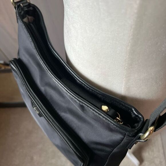 TUTILO NY Nylon Crossbody - Picture 5 of 16